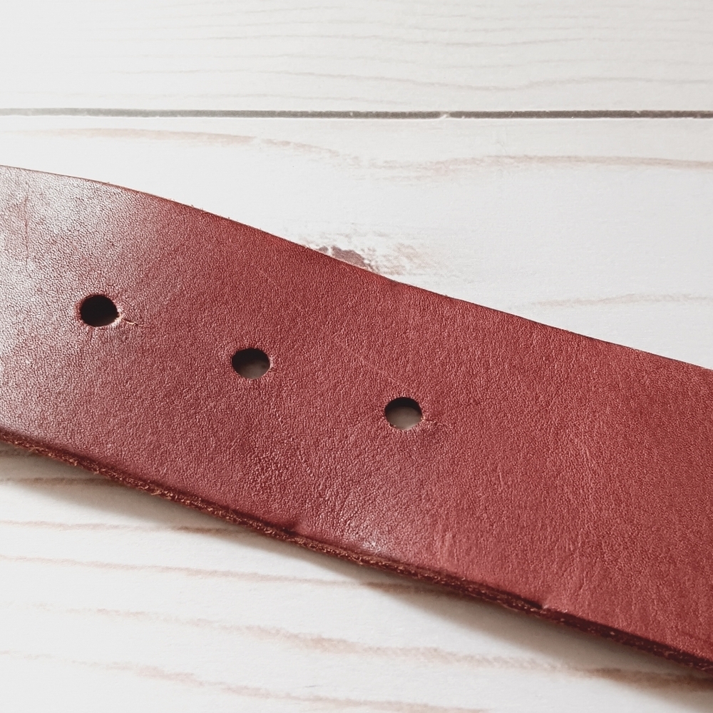 GAP Burgundy Leather Belt Brass Tone Buckle Women's Large - Picture 5 of 10